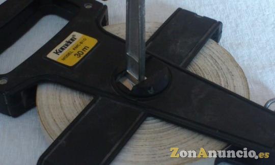 CINTA MÉTRICA DE NYLON KOMELON DE 30 METRO